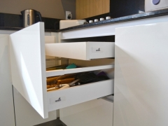 Mueble de Cocina Laqueado blanco brillante